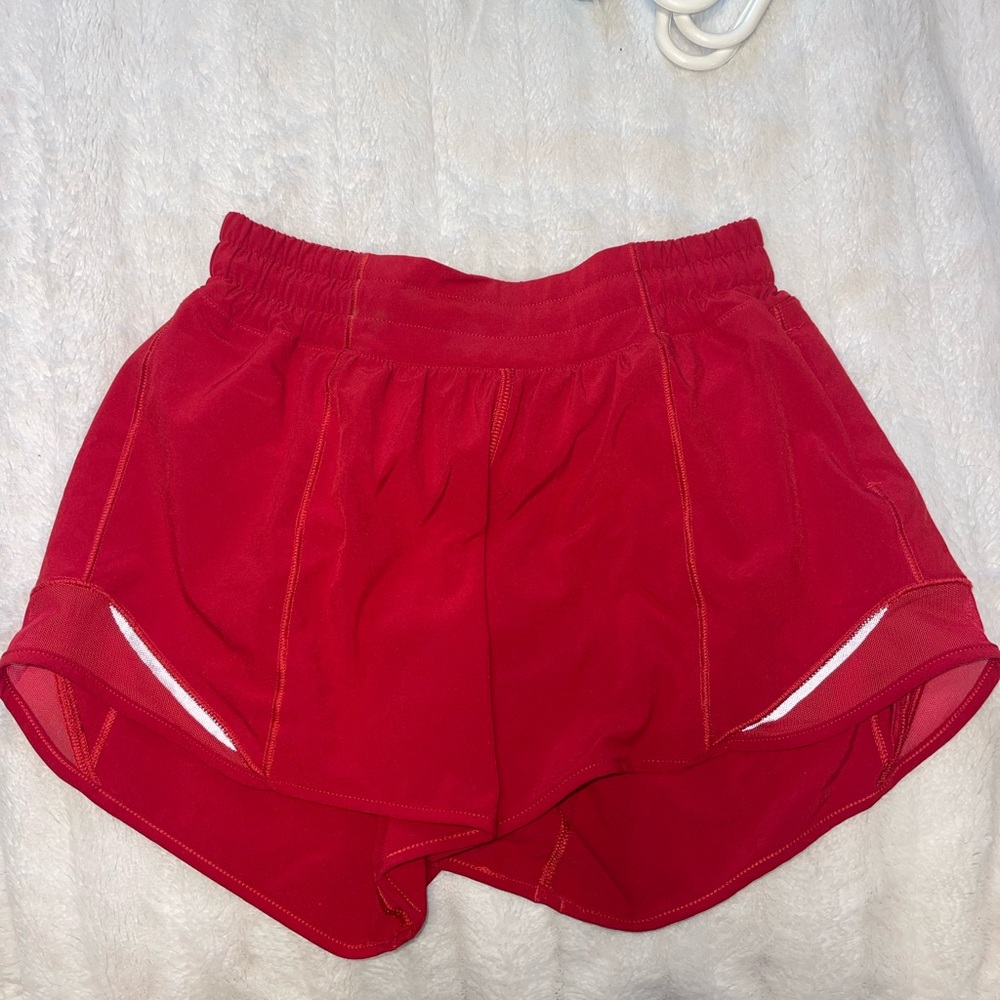Lululemon Hotty Hot shorts size 2 tall
